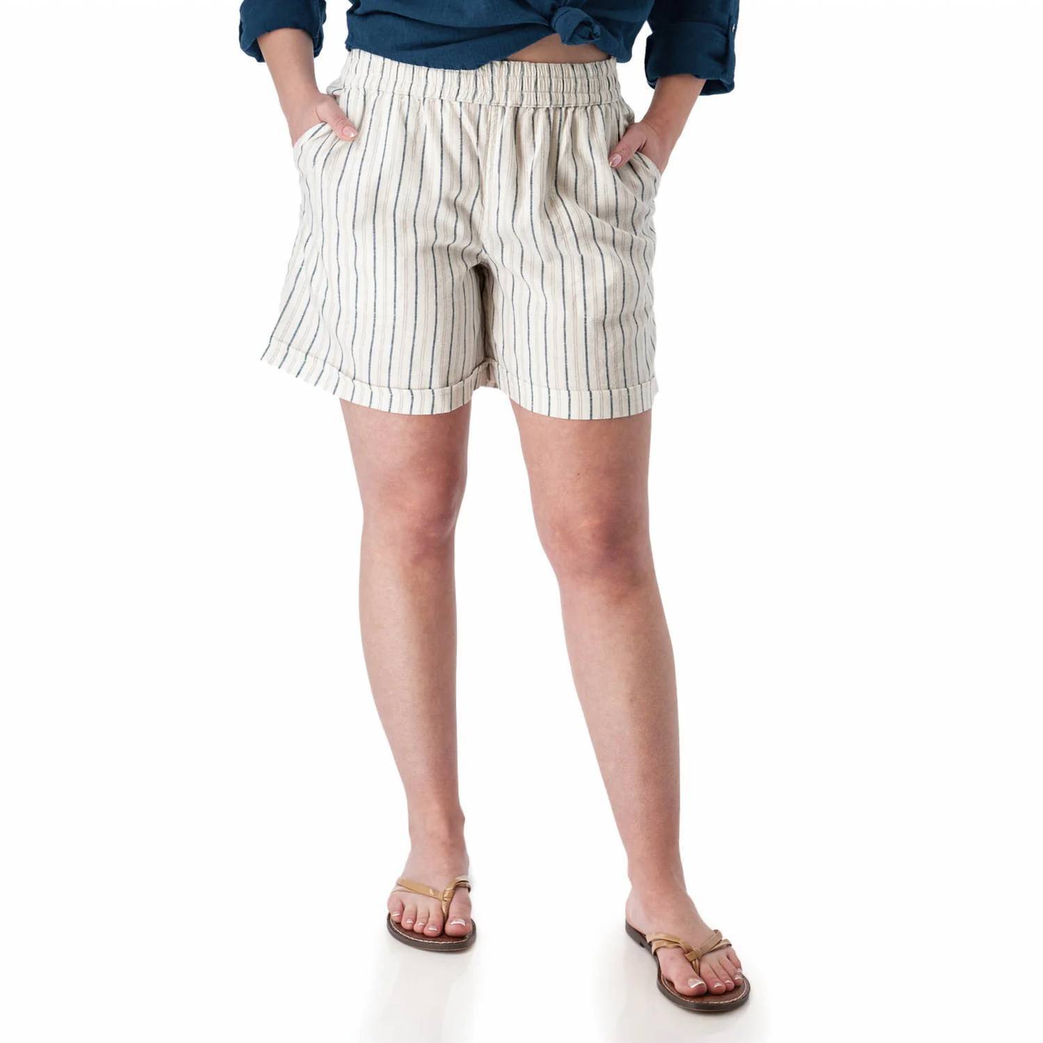 New Aventura Breezy Short In White